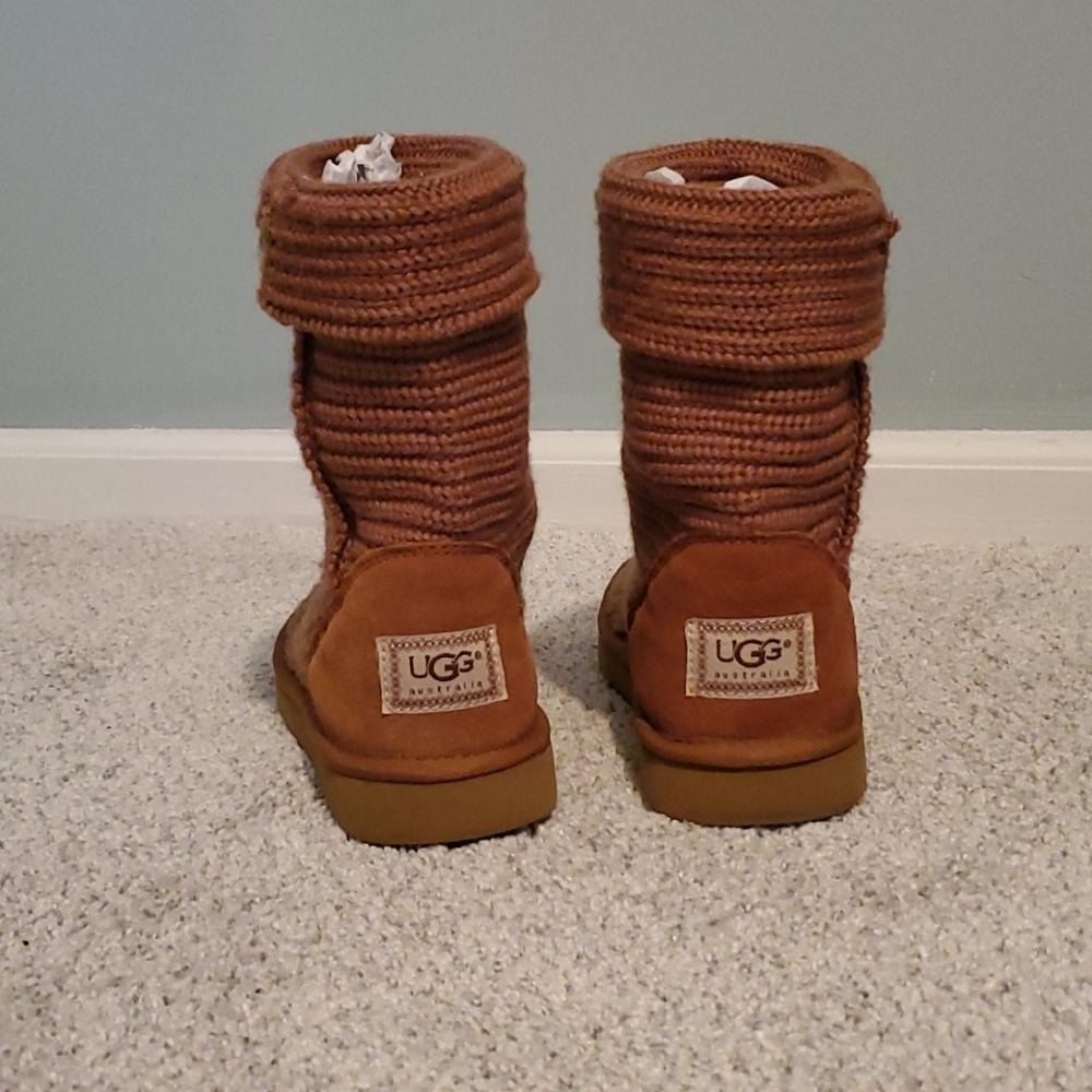 UGG Knit Booties Women’s Sz 8 Brown Sheepskin Like New - Picture 3 of 7